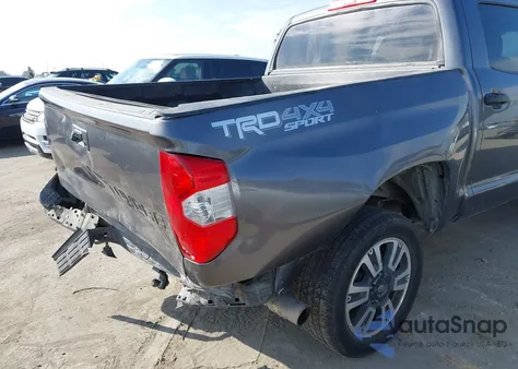 2018 Toyota Tundra Sr5 5.7L V8 z USA, uszkodzony, nr VIN 5TFDY5F15JX761381